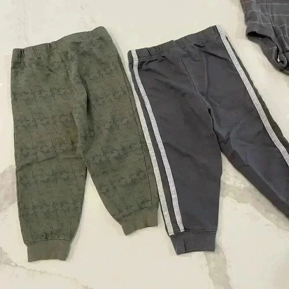 Boy’s Simple Joys by Carter Dinosaur Set of 24 Month Clothing - 2 Pants/2 Shirts - Picture 4 of 7